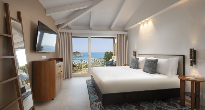 Baia di Chia Resort Sardinia_Newly Designed Rooms - Baia di Chia Resort, Curio Collection by Hilton